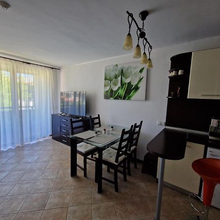 Apartment In The Picturesque Oasis Resort & Spa Lozenets Exterior photo